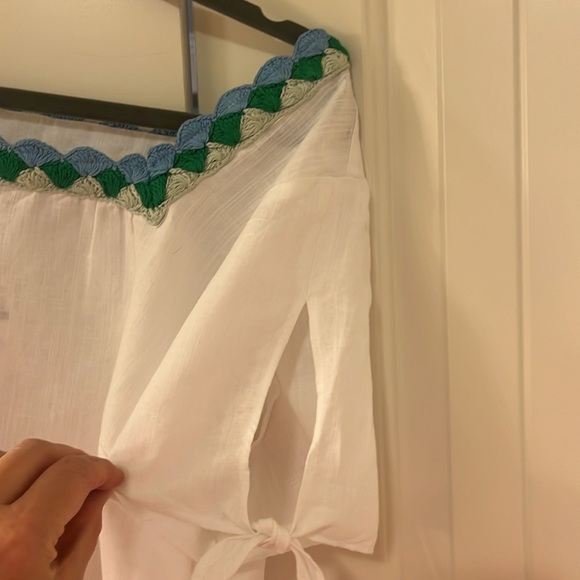 Talbots NWT linen/cotton blend blouse with trim - Picture 3 of 4